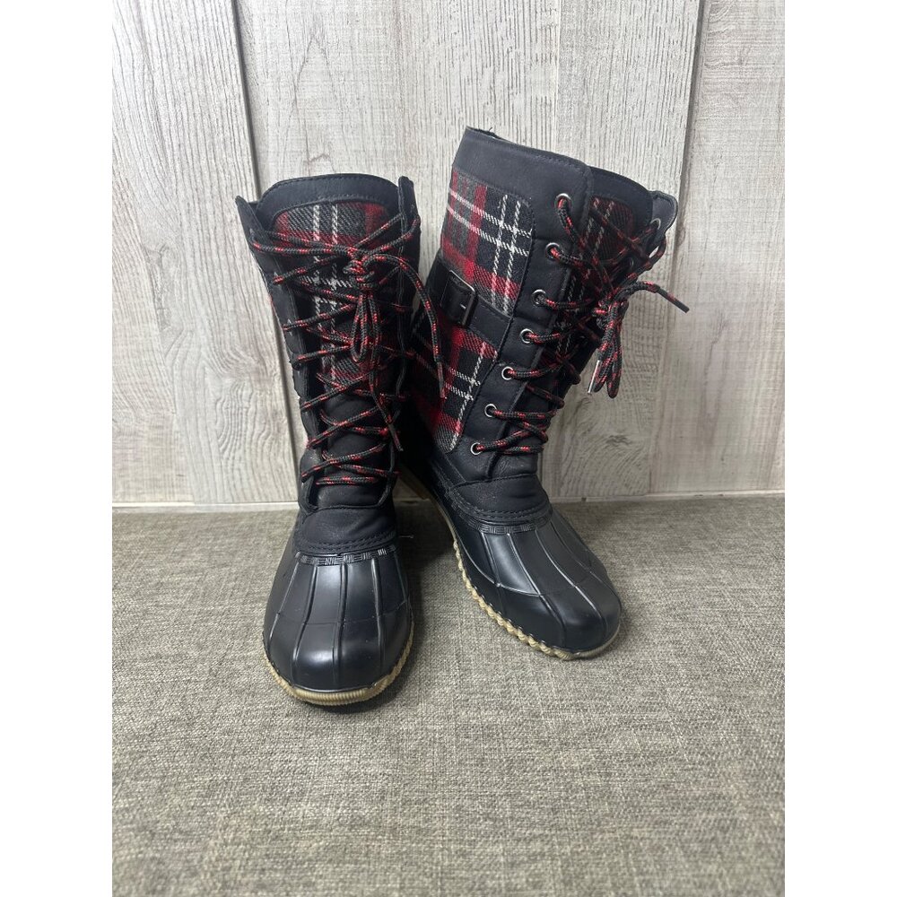 Maurices Whitney 15600 Womens Black Red Plaid Snow Boots Size 6M